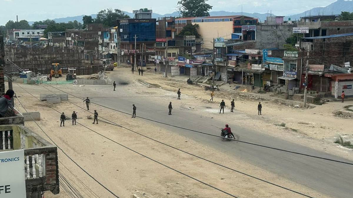 धनुषामा सेनालाई सीडीओले दिए गोली हान्नेसम्मको अधिकार