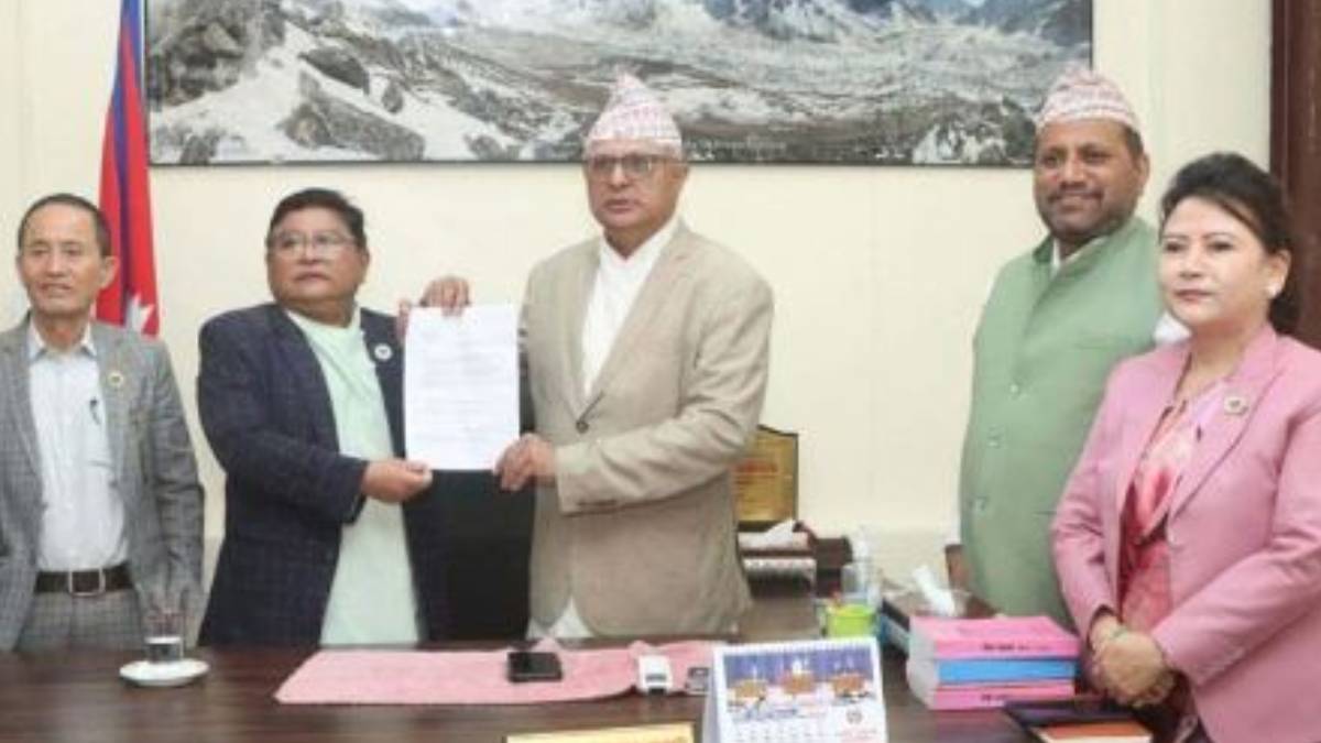 कोशी प्रदेश सरकारबाट कांग्रेस बाहिरियो, मन्त्रीहरूले दिए राजीनामा